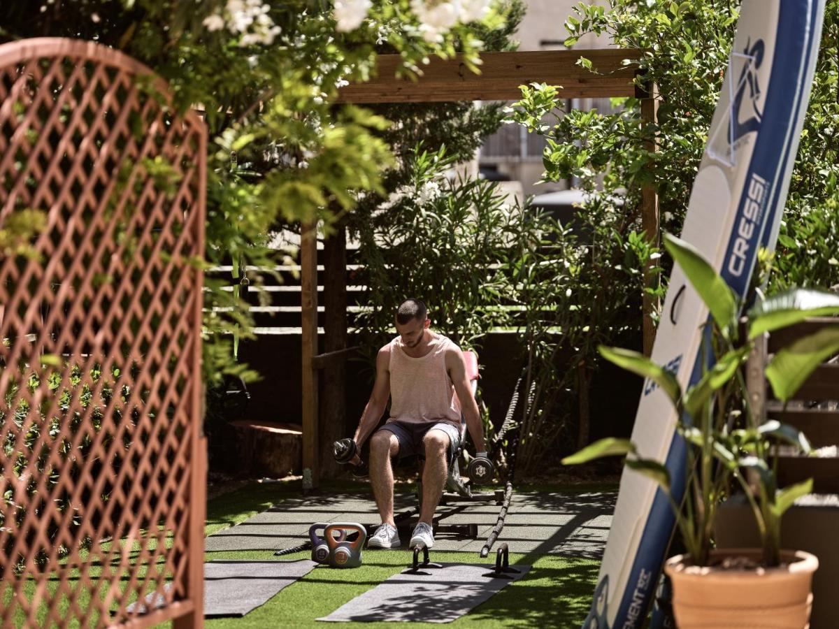 Appart hôtel Anemelia Retreat - Explore & Recharge